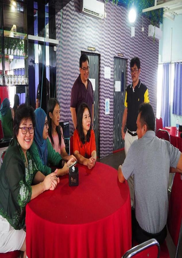 Hotel Domino Palembang Eksteriør bilde